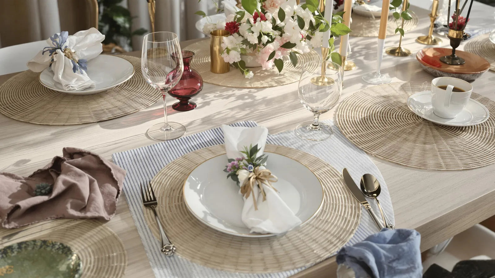 Quel set de table choisir : le meilleur matériau pour votre table et décoration ?