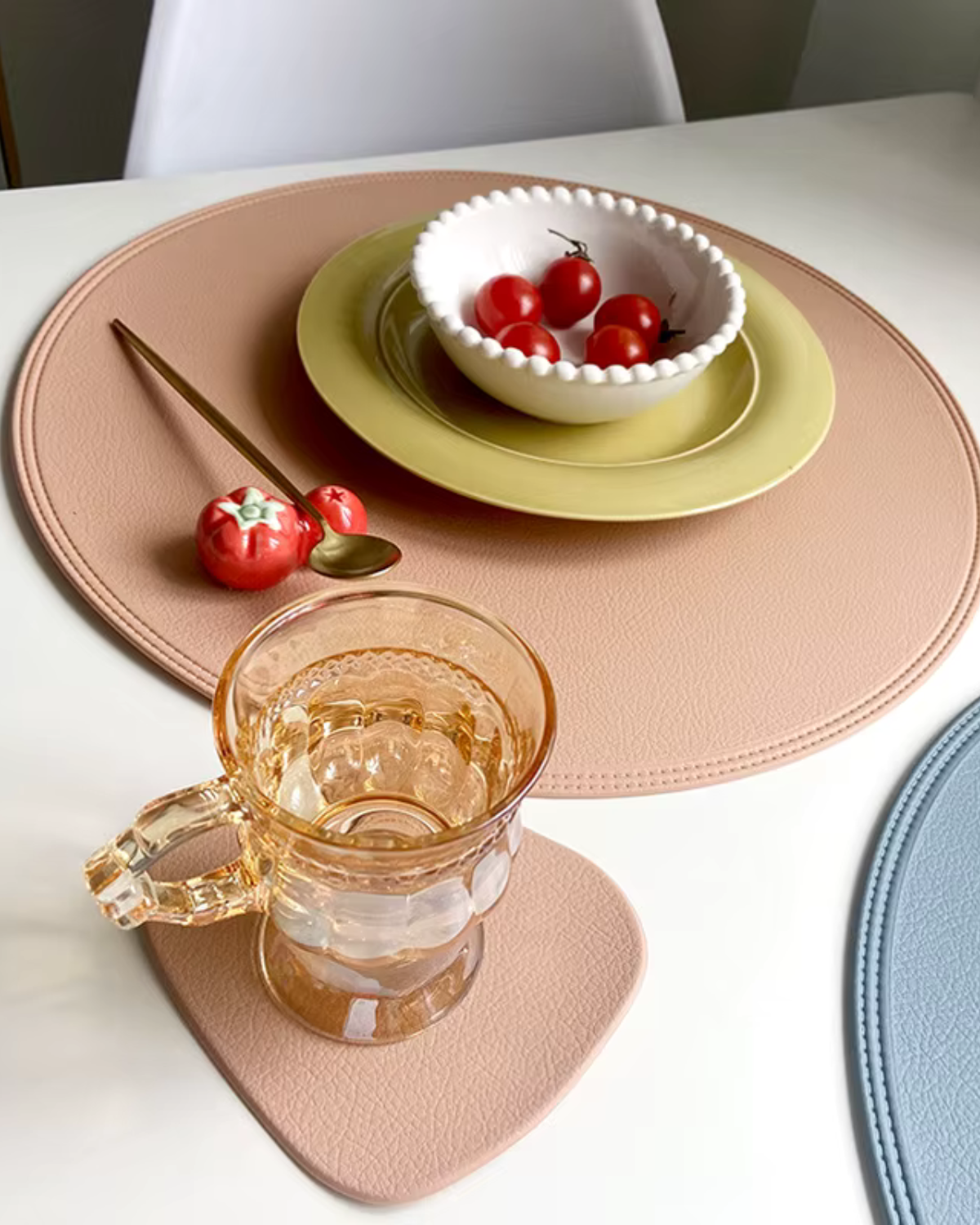 Set de table en simili cuir Rose / 38cm Round sets-de-table.fr