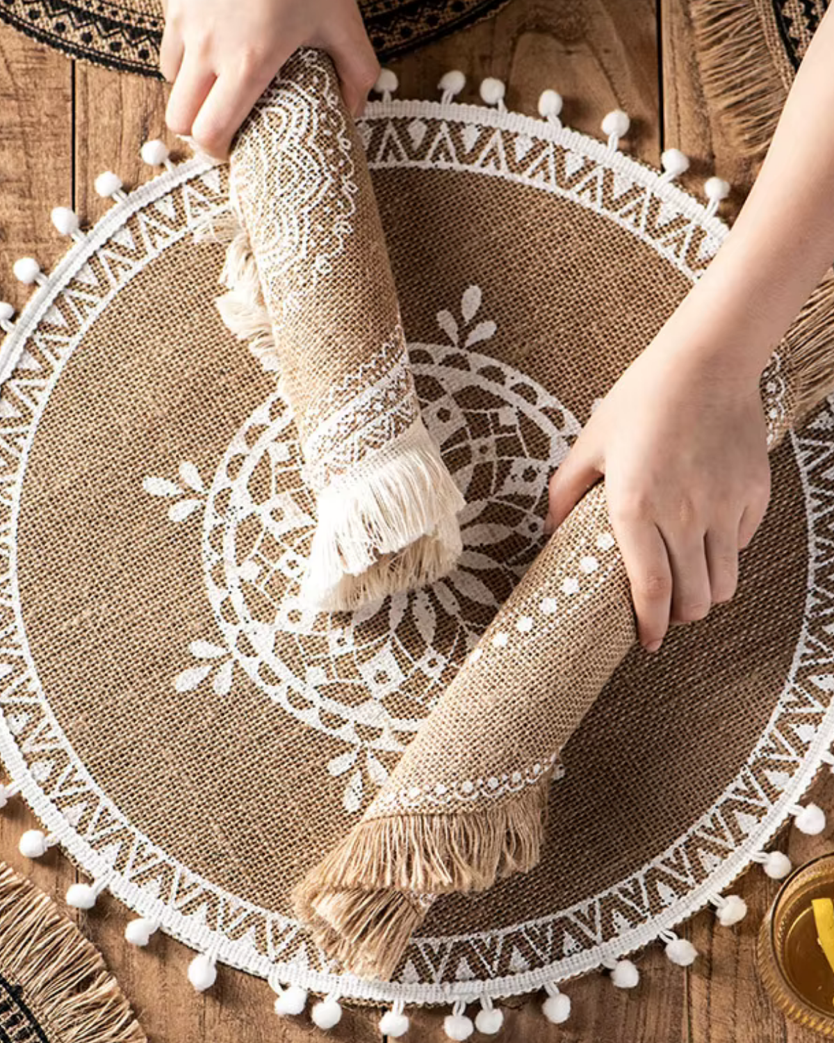 Set de table rond bohème Jute / 4PCS sets-de-table.fr